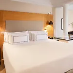 メリア ビライタナ